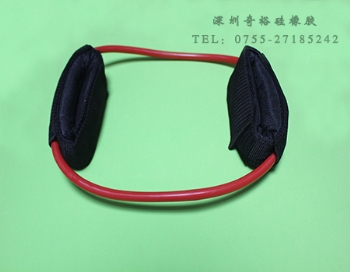 腿部訓練器